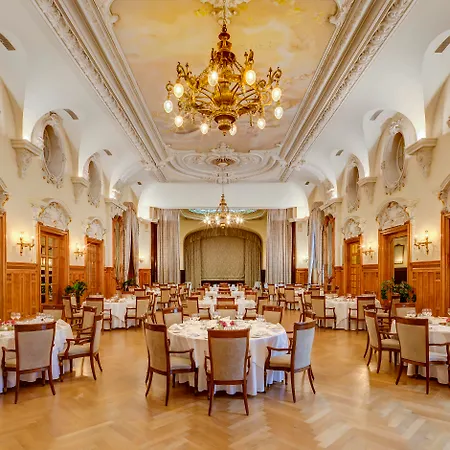 Fairmont Le Palace Hotel 5*