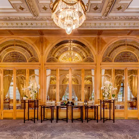 费尔蒙特莱蒙特勒宫酒店 5*