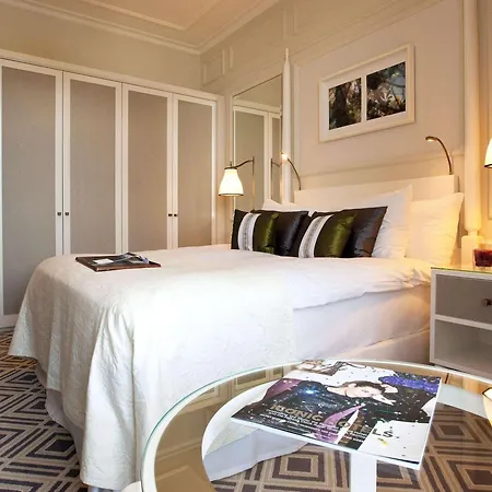 Fairmont Le Palace Hotel 5*