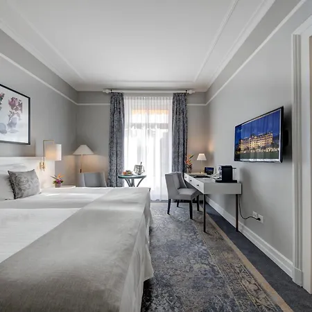 Fairmont Le Palace Hotel