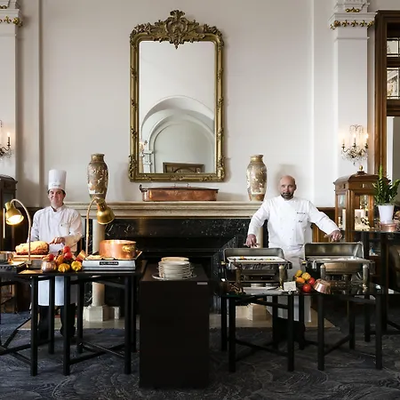 Fairmont Le Palace Hotel