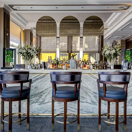 费尔蒙特莱蒙特勒宫酒店 5*