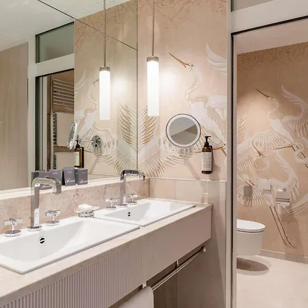 Fairmont Le Palace Hotel 5*
