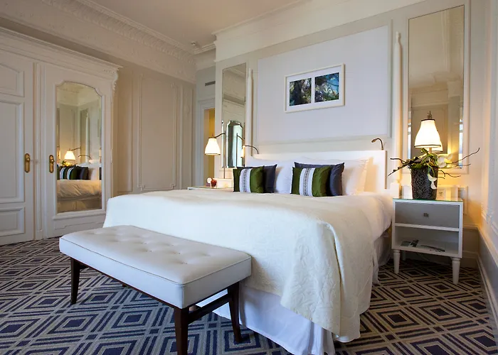 Fairmont Le Palace 5* Montrö