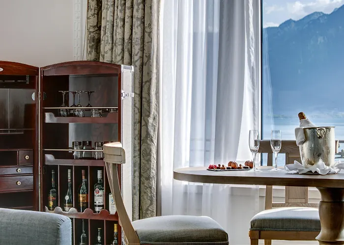 Отель Fairmont Le Palace 5*