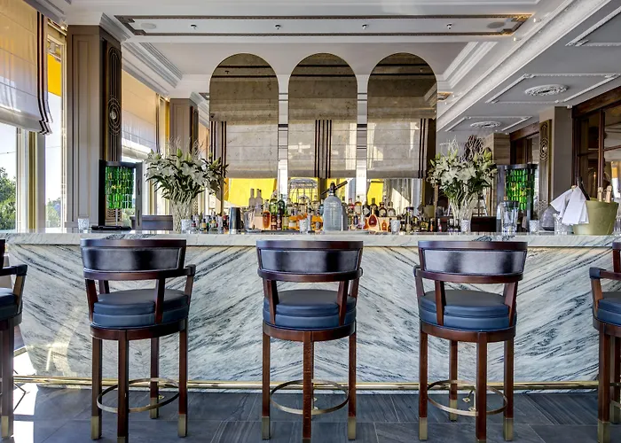 Fairmont Le Palace 5*